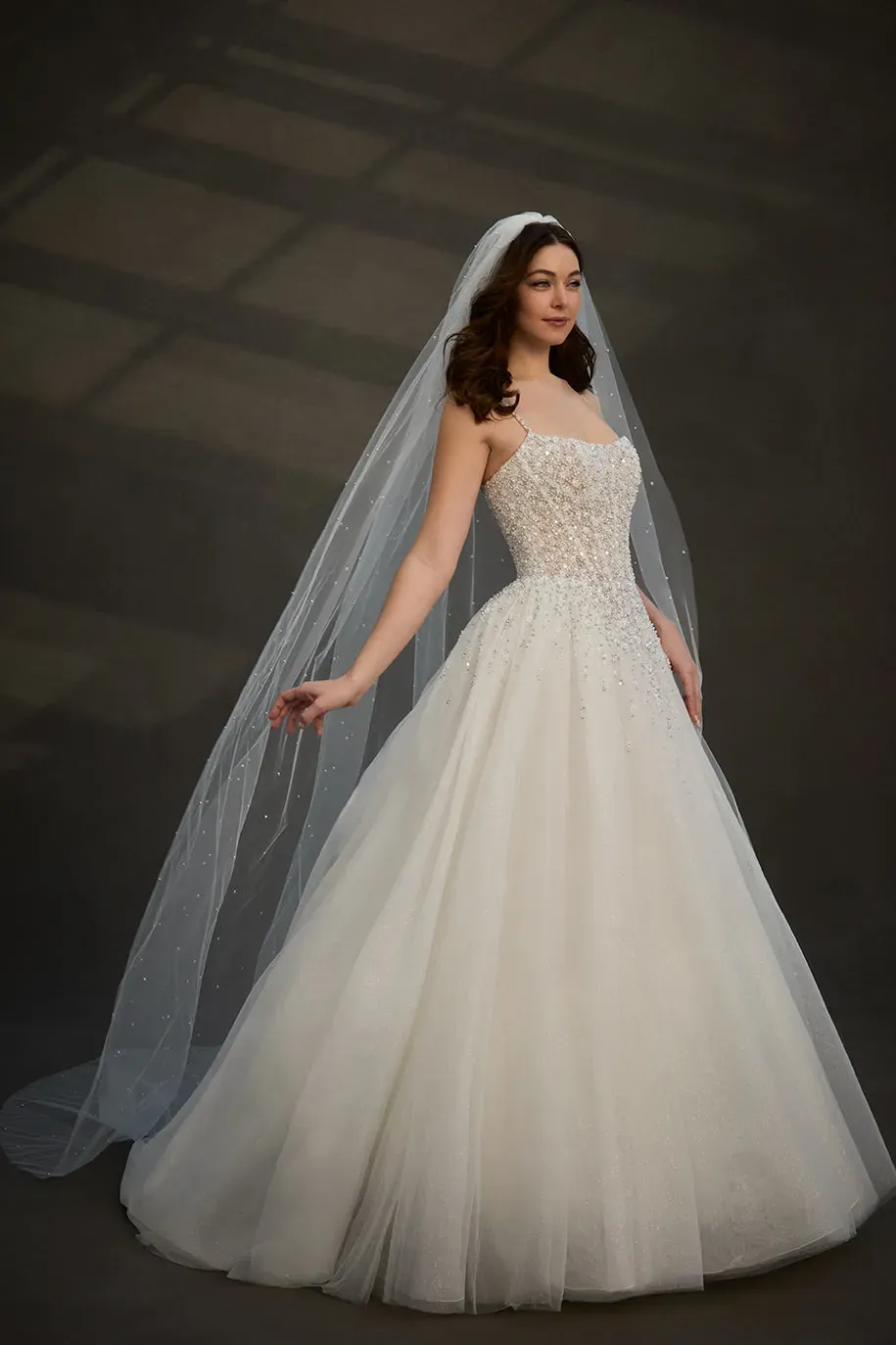 Allure Bridal Madison James V097C brudslør ivory/silver med perler