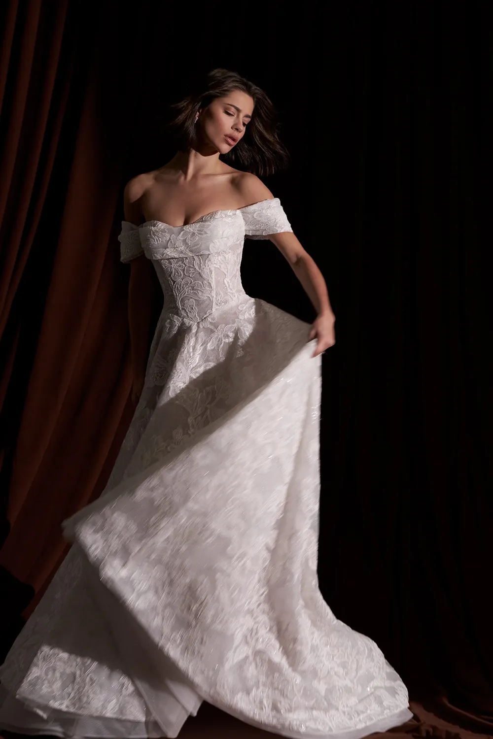 Allure Couture C822 brudekjole mocha blonde off-shoulder