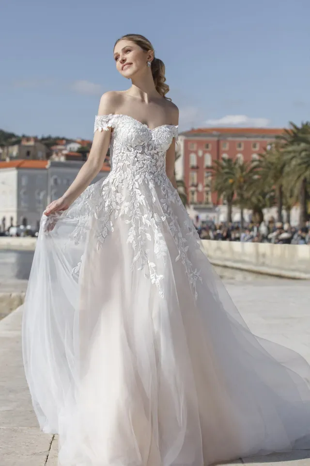 Princesa La Princessa Flavia brudekjole i tyl off-shoulder
