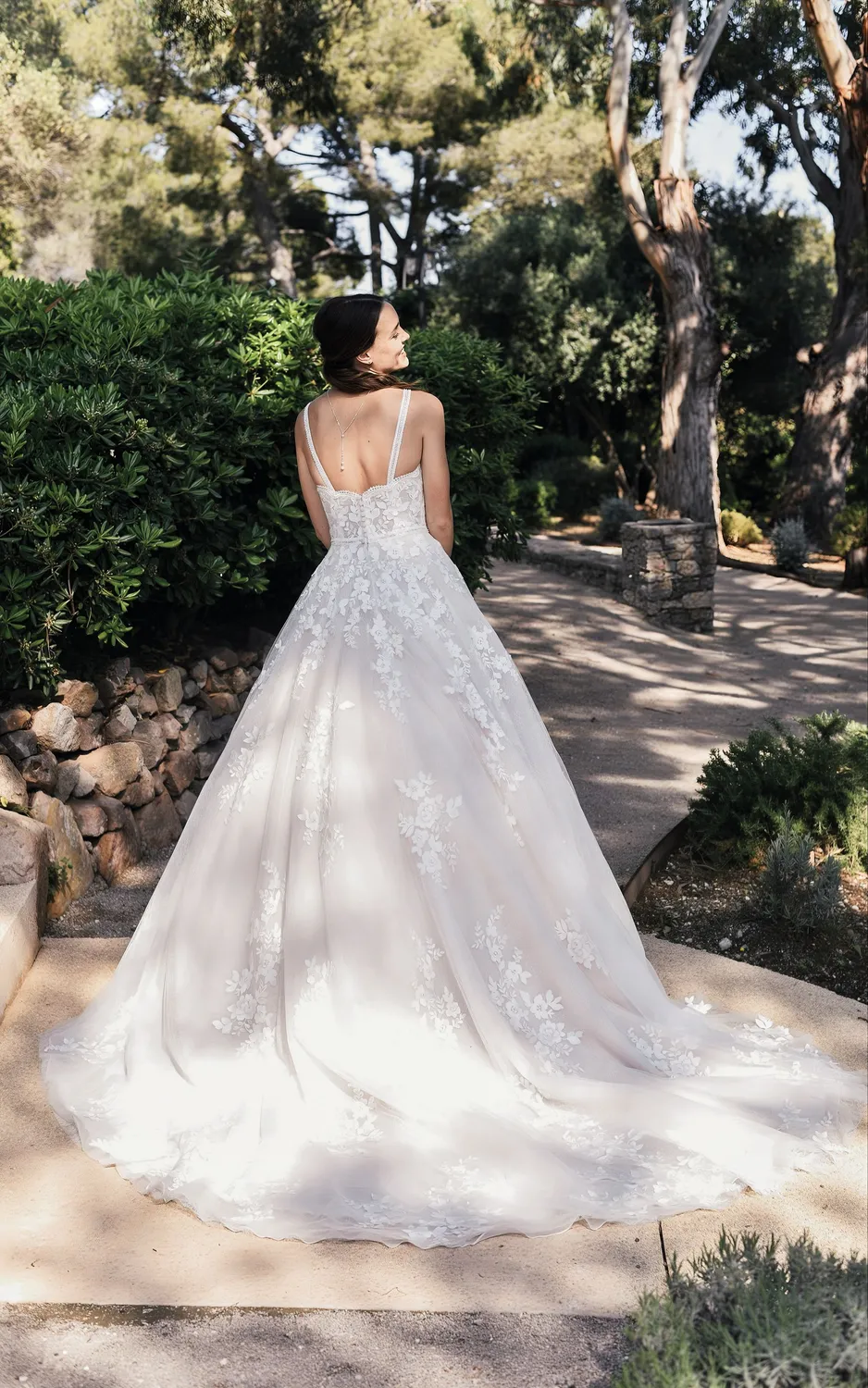 Bella by Eglantine BEL22522 brudekjole