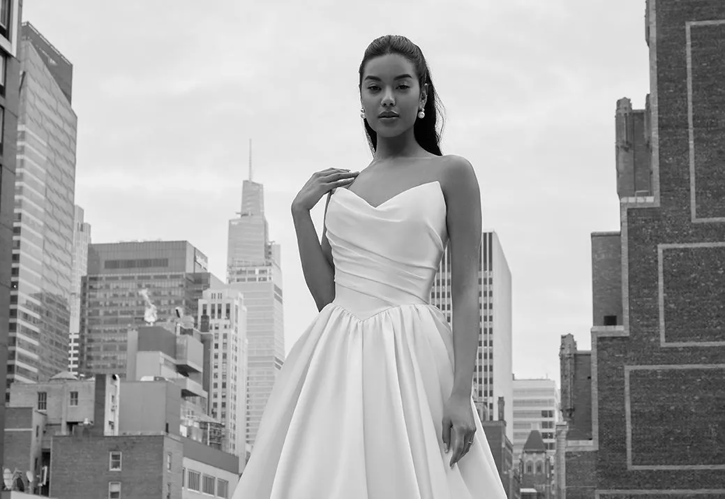 Allure Madison James MJ1292 Catherine brudekjole Ivory mikado