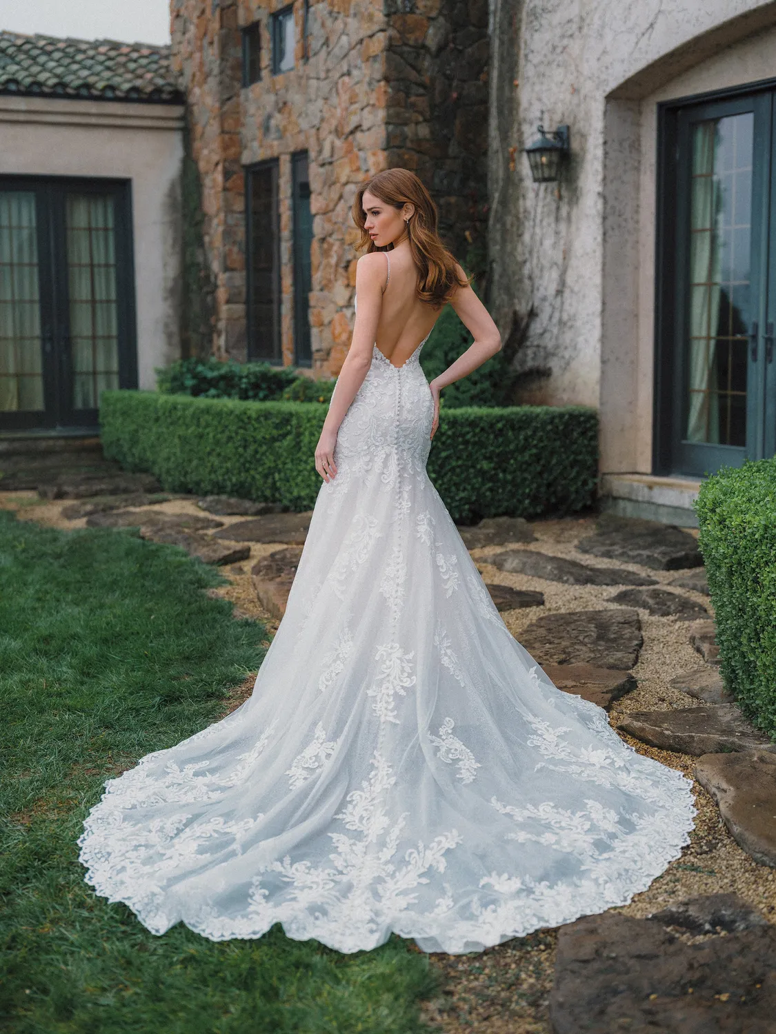 Allure Bridals A1475 brudekjole Champagne Ivory glimmer