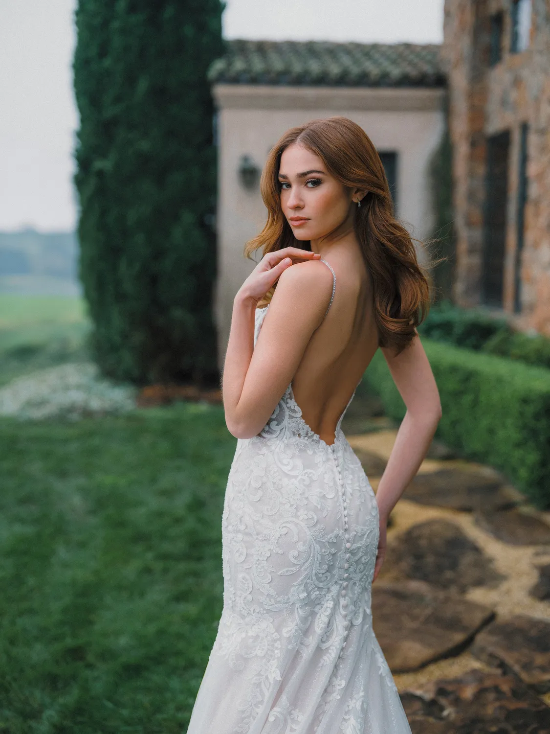 Allure Bridals A1475 brudekjole Champagne Ivory glimmer