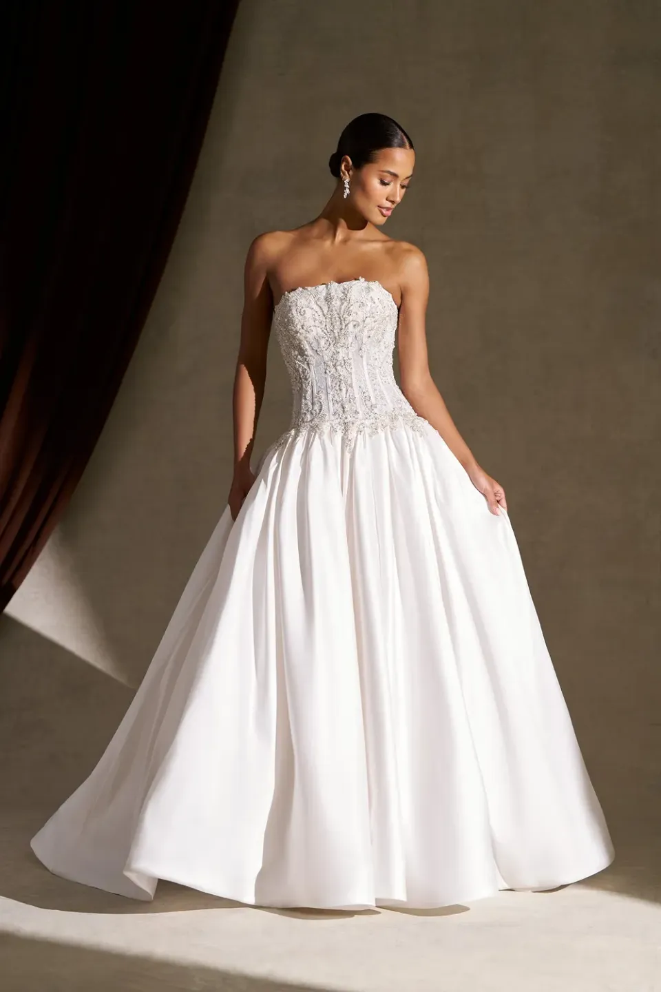 Allure Bridal C840 brudekjole ivory/nude/sølv blonde ballkjole