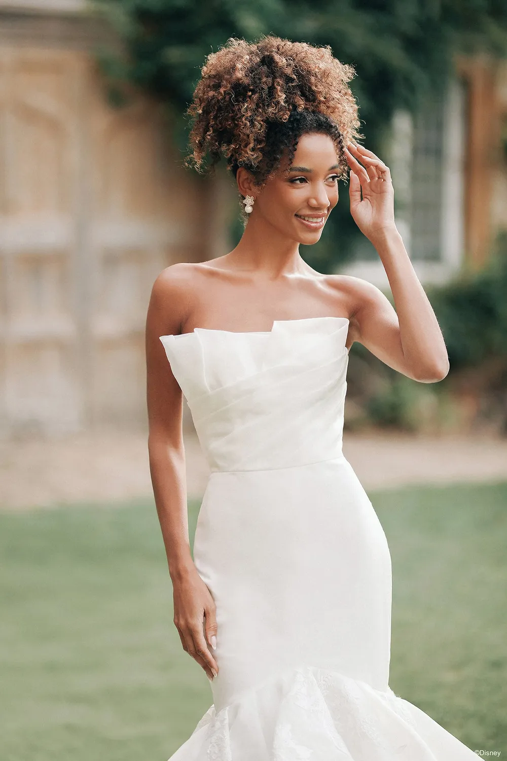Allure Bridal Disney D468 Tiana brudekjole ivory