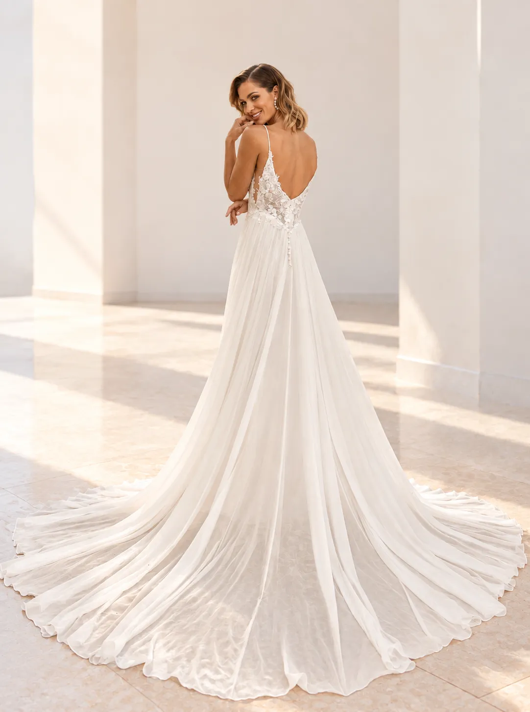 Panayotis Aisling 2027 brudekjole ivory chiffon