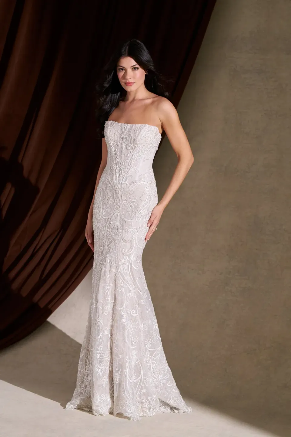 Allure Couture C841 brudekjole ivory sølvperler