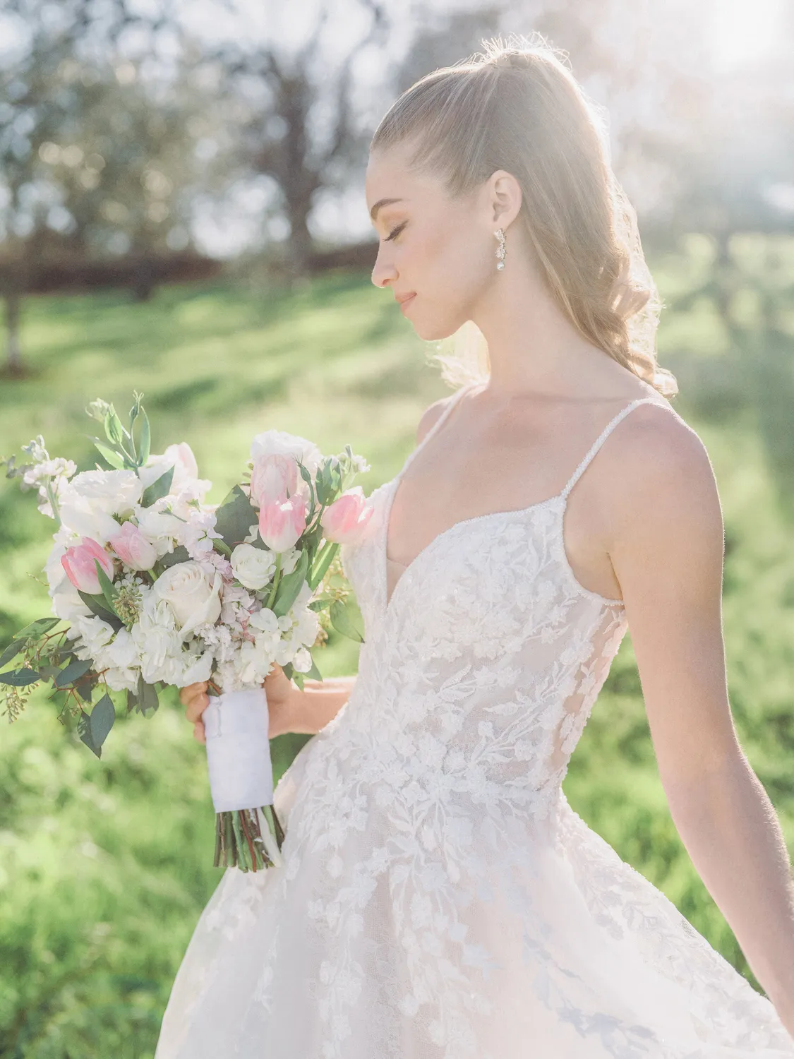 Allure Bridal Allure Romance R3974NC brudekjole Nude/Ivory blonde A-form
