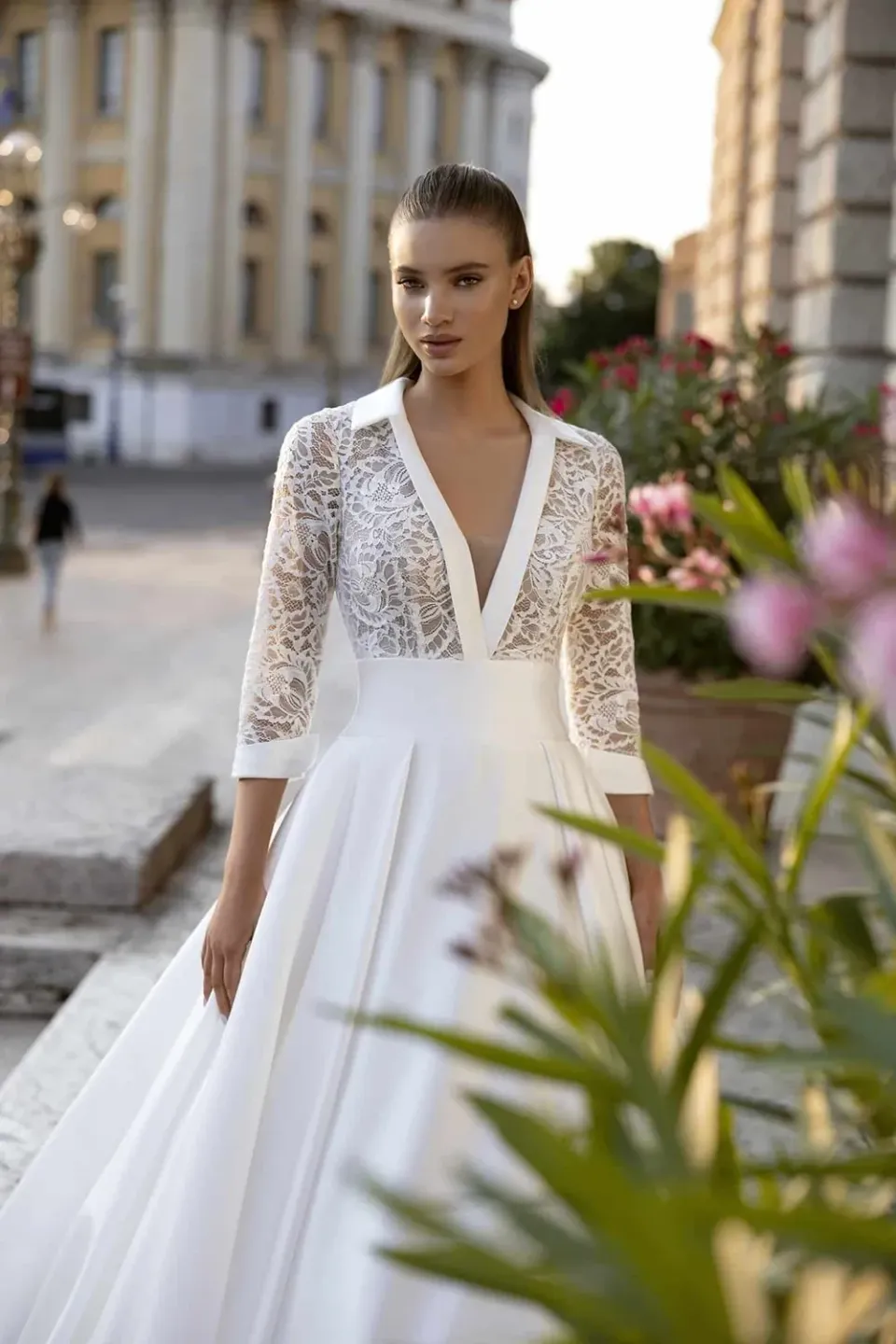 Bella by Eglantine BEL22410 brudekjole