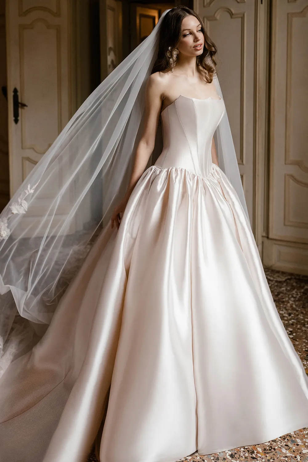 Allure Bridal Abella E617 Margaret brudekjole mikado rosé
