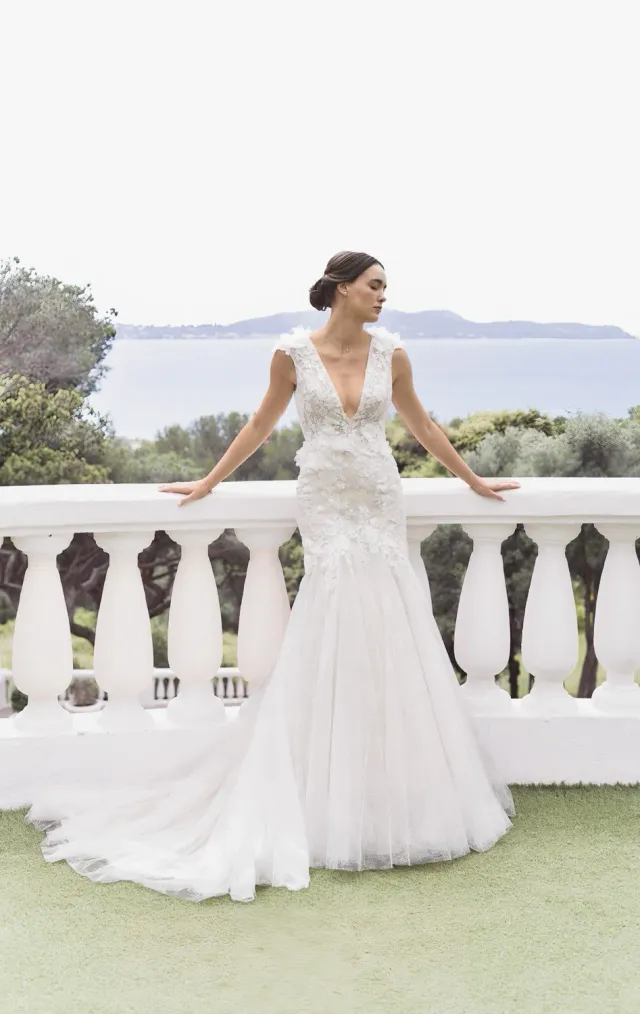 Bella by Eglantine BEL22519 brudekjole