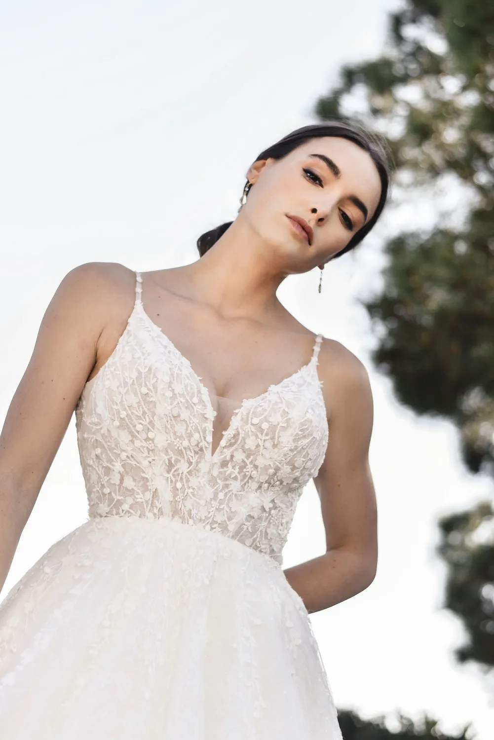 Bella by Eglantine BEL22514 brudekjole enkel