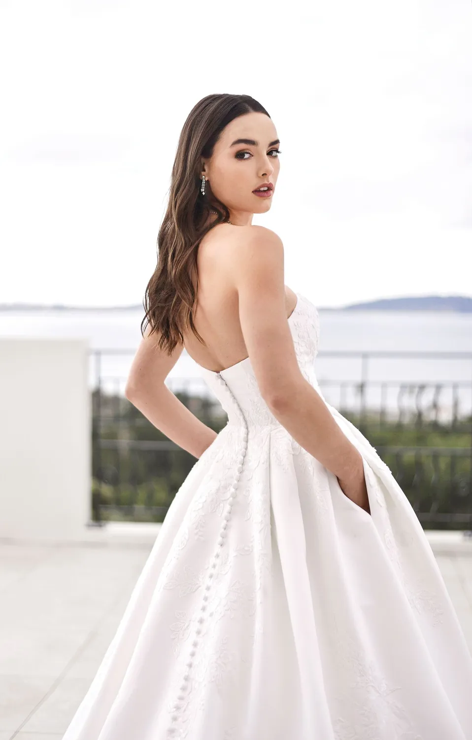 Bella by Eglantine BEL22527 brudekjole elegant