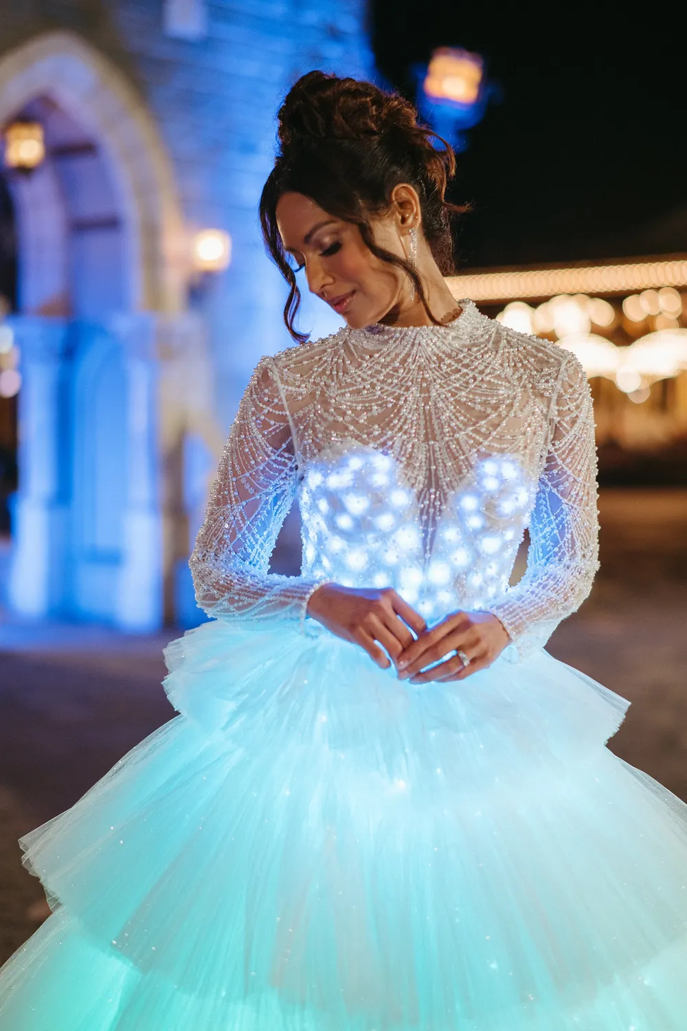 Allure Bridal Disney DP459 brudekjole med lys