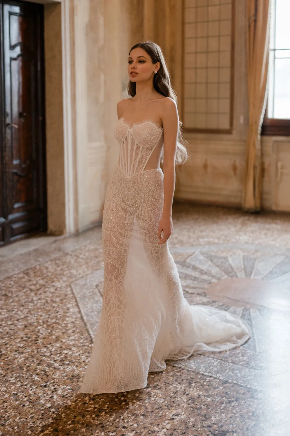 Abella E616 Arabella brudekjole nude/ivory sheath