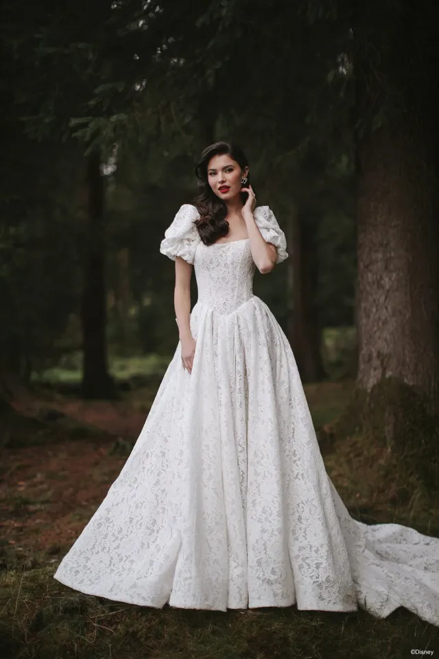 Allure Disney D467SL Snow White brudeærmer ivory blonde