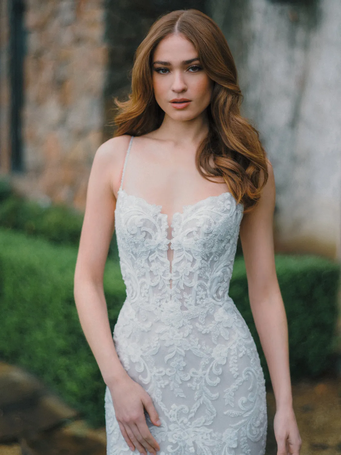 Allure Bridals A1475 brudekjole Champagne Ivory glimmer
