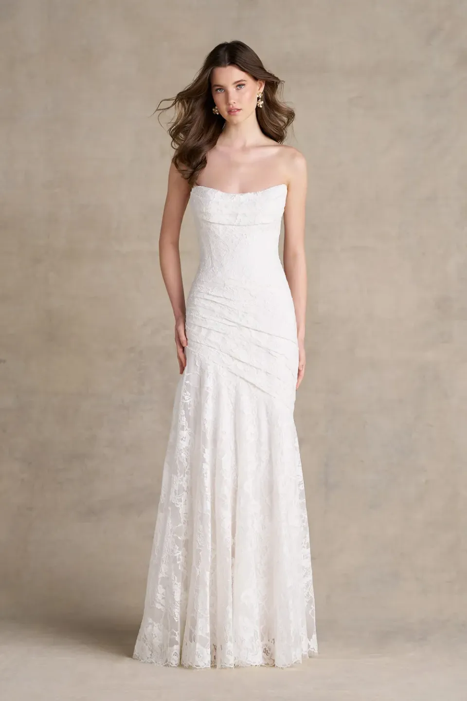 Allure Bridal Romance R3977 brudekjole ivory fit-flare