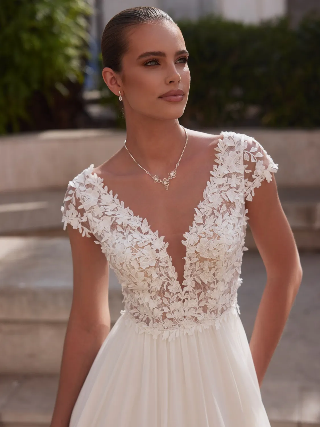 Princesa La Princessa Olena brudekjole i chiffon med 3D-blonde