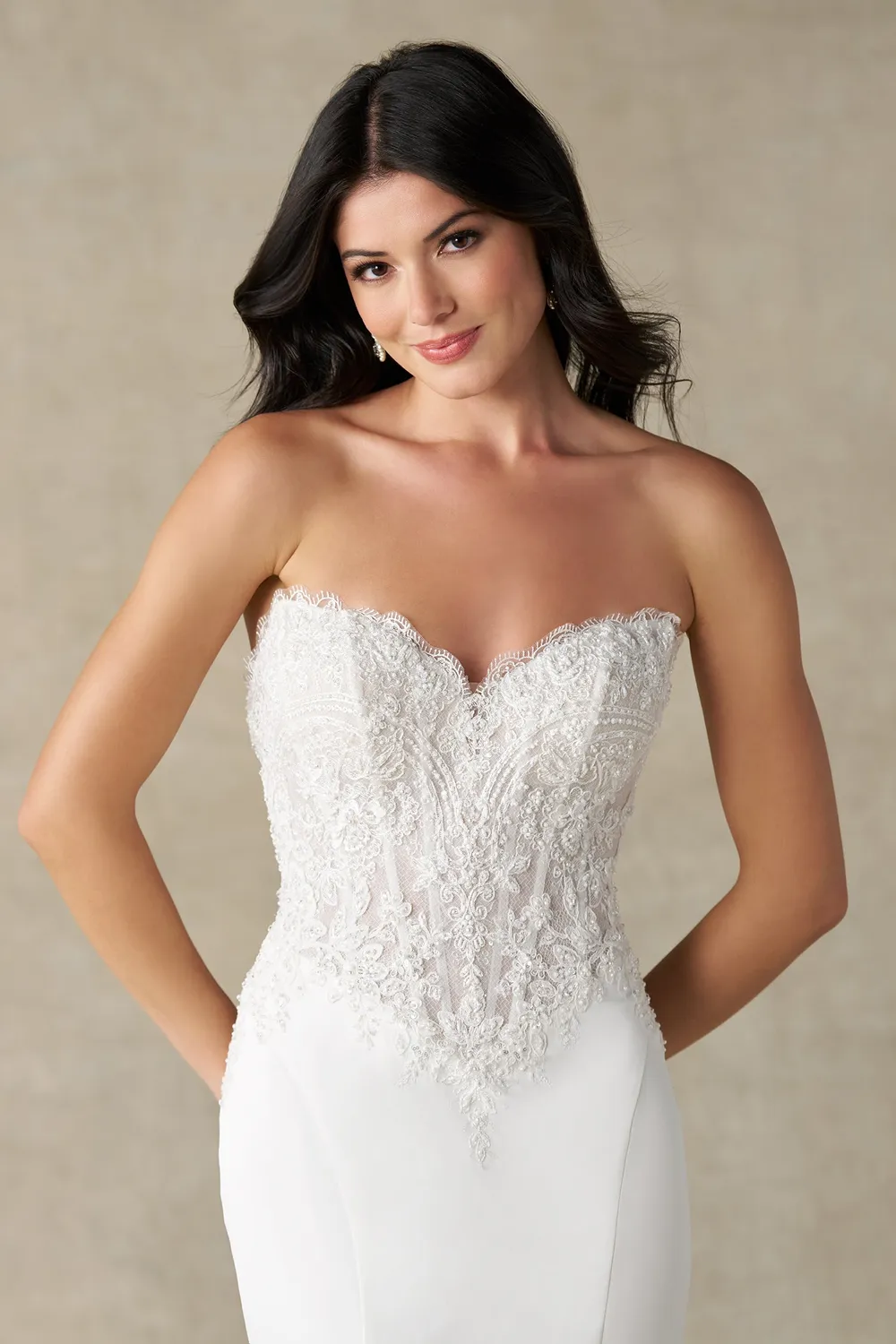 Allure A1480 brudekjole satin ivory nude fit-flare