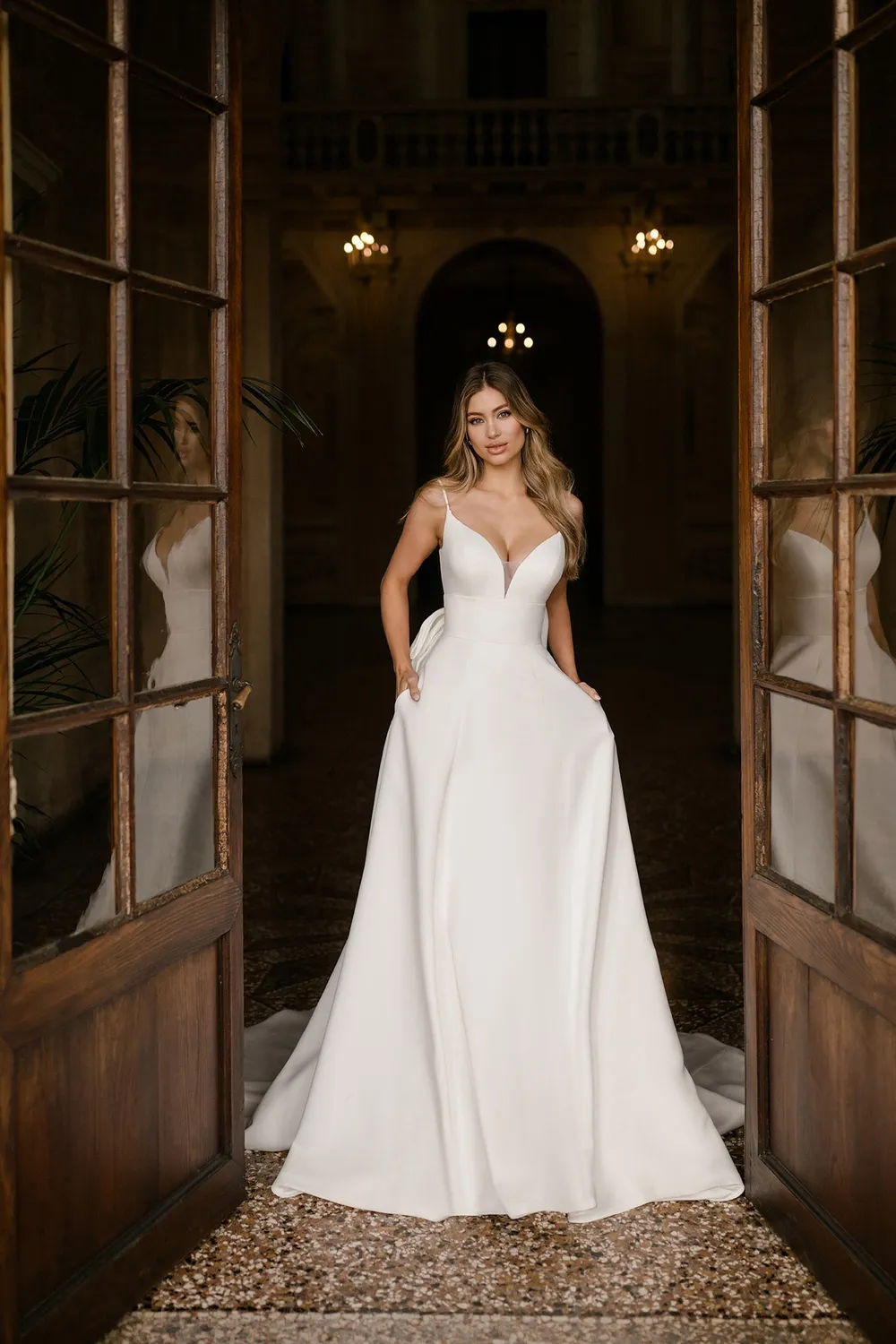 Allure Bridal Abella E623 Lucetta brudekjole Ivory