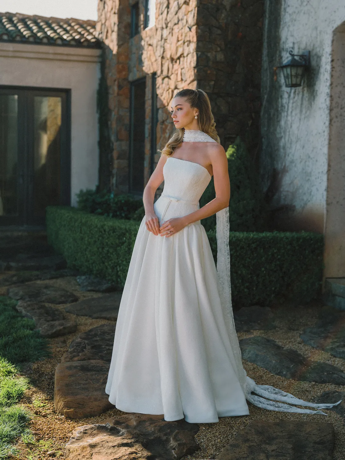 Allure CP80 halstørklæde ivory blonde til brud