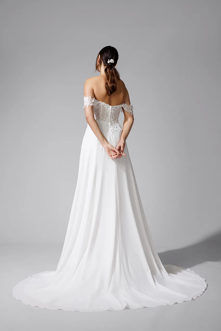 Bella by Eglantine BEL22706 brudekjole ivory eller hvid