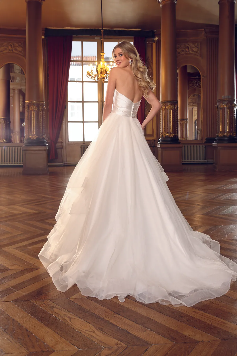 Lykkes Azuree Eliza ball gown brudekjole
