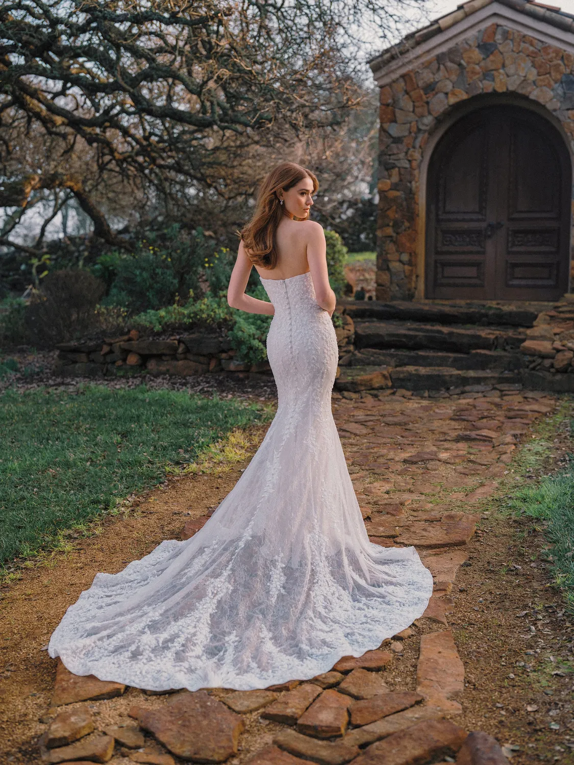 Allure Bridal A1493 brudekjole blonde fit-and-flare sand/ivory
