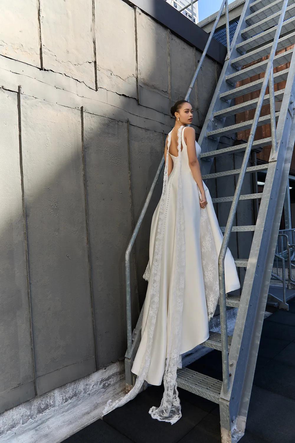 Allure Bridal Madison James MJ1281 Colbie brudekjole Ivory/Champagne/Nude mikado