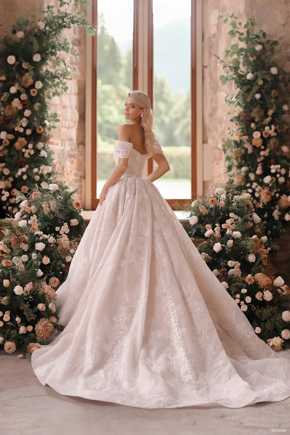 Allure Bridal DP451 Aurora brudekjole tyl lavender