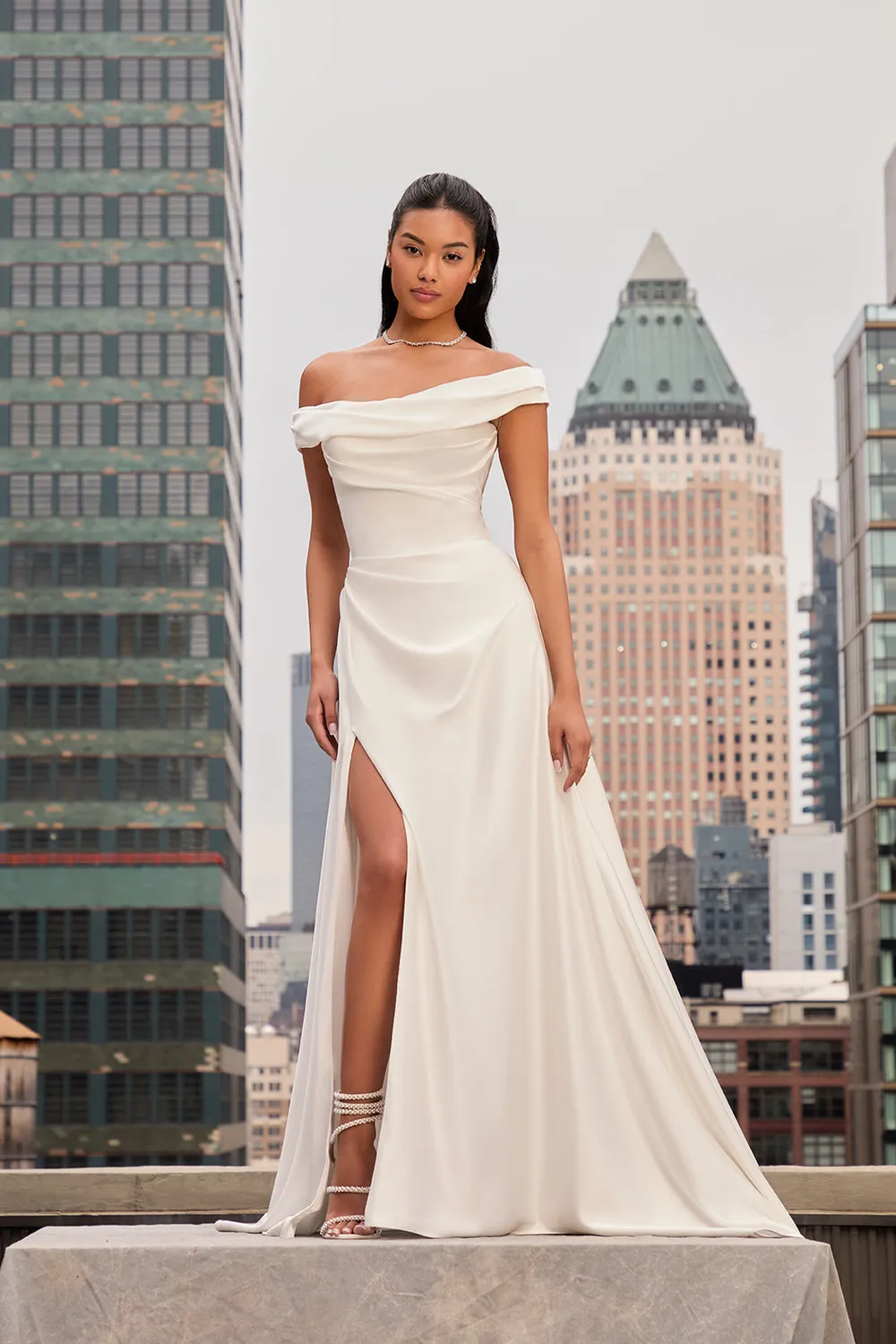 Allure Bridal Madison James MJ1297 brudekjole ivory