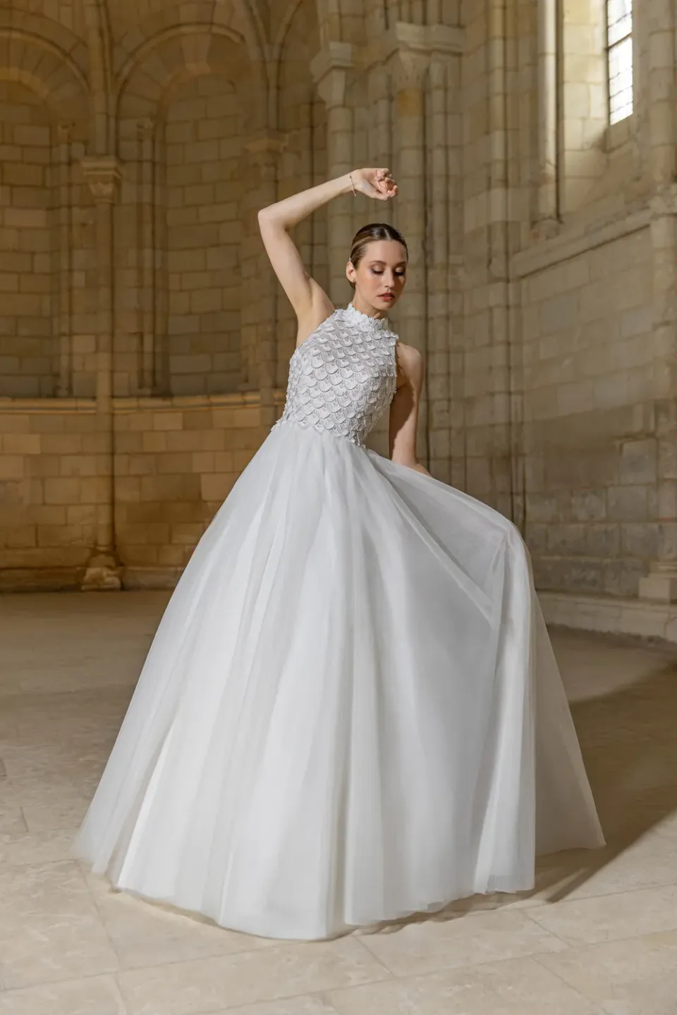 Bella by Eglantine BEL22619 brudekjole