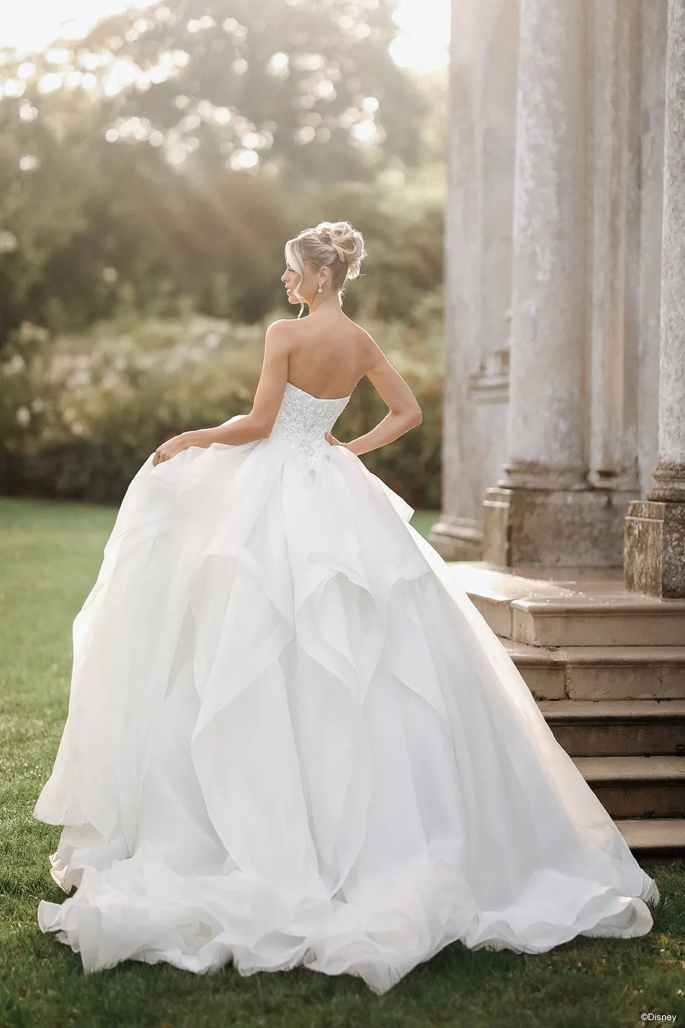 Allure Bridal D463 Cinderella brudekjole organza platinum