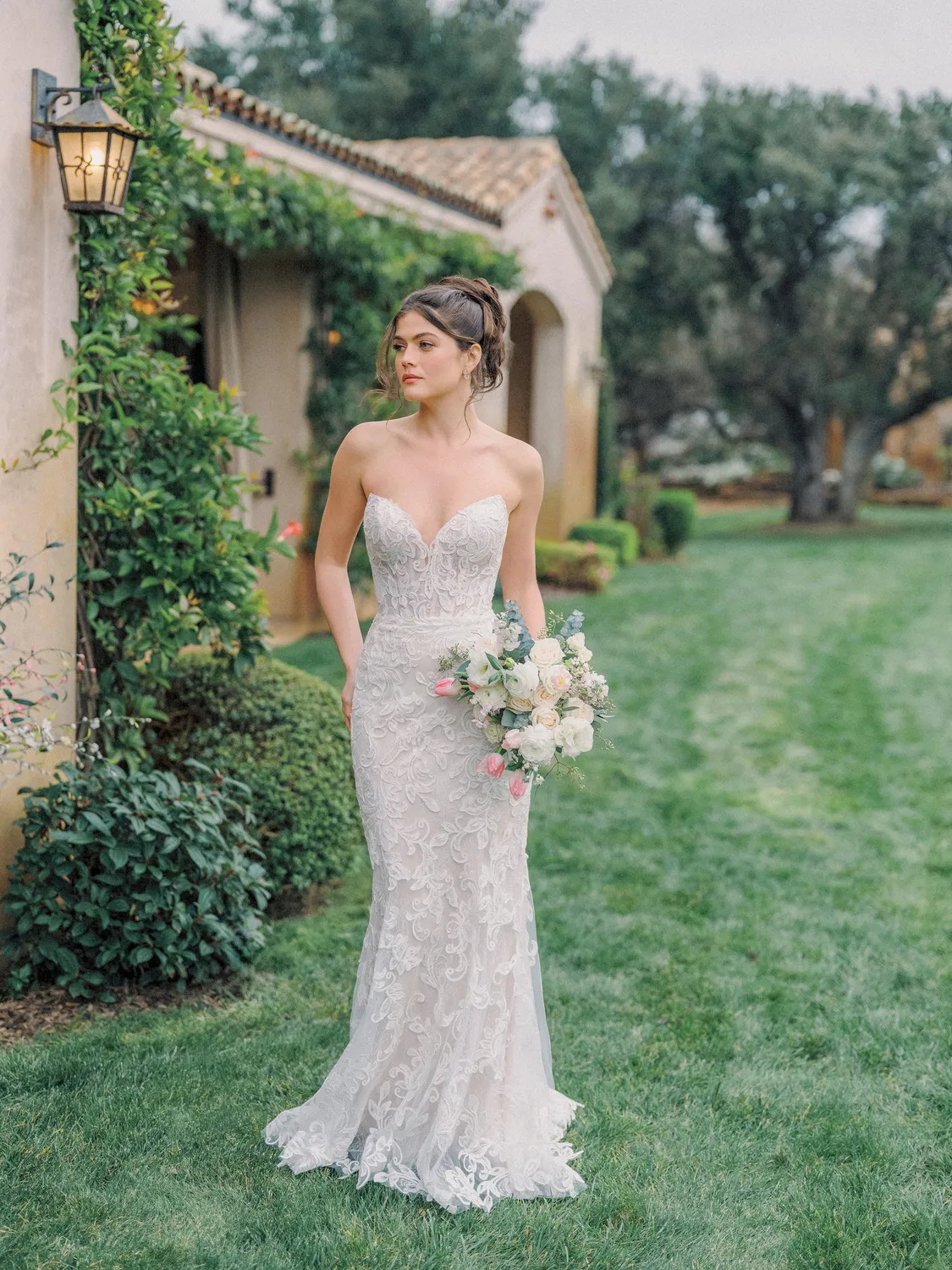 Allure Romance R3971 brudekjole Ivory Nude sheath