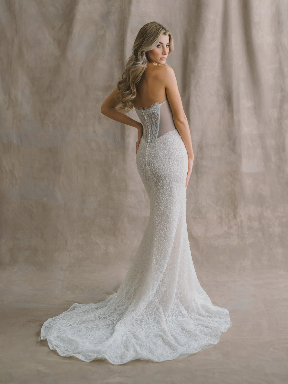 Abella E616 Arabella brudekjole nude/ivory sheath