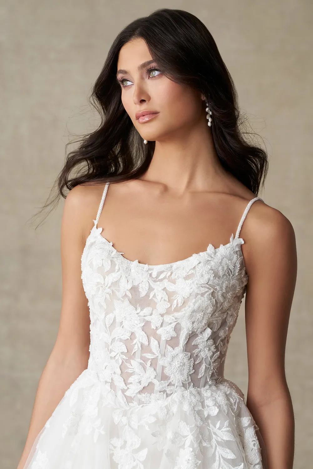 Allure Bridal A1477 brudekjole A-line ivory nude