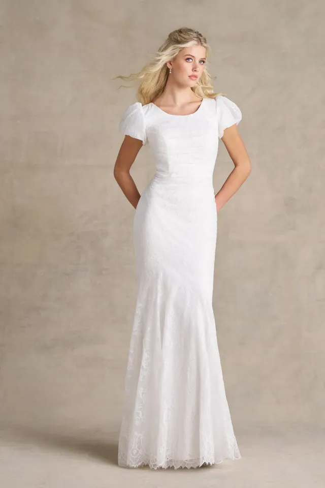 Allure Modest M803 brudekjole i ivory med blonde