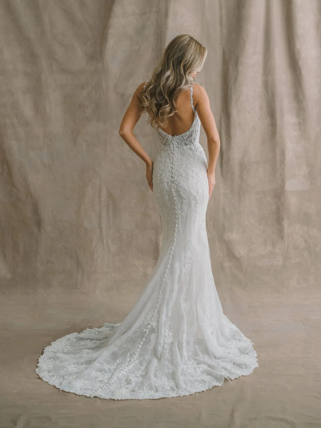 Abella E619L Leonora brudekjole sand blonde fit-flare