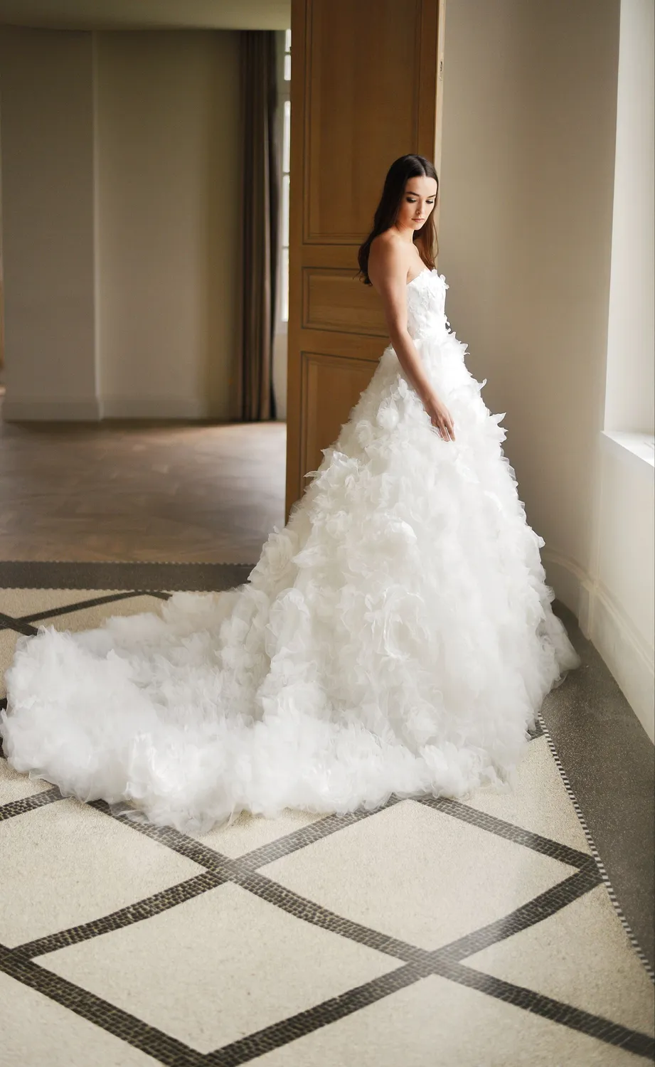 Bella by Eglantine BEL22539 brudekjole
