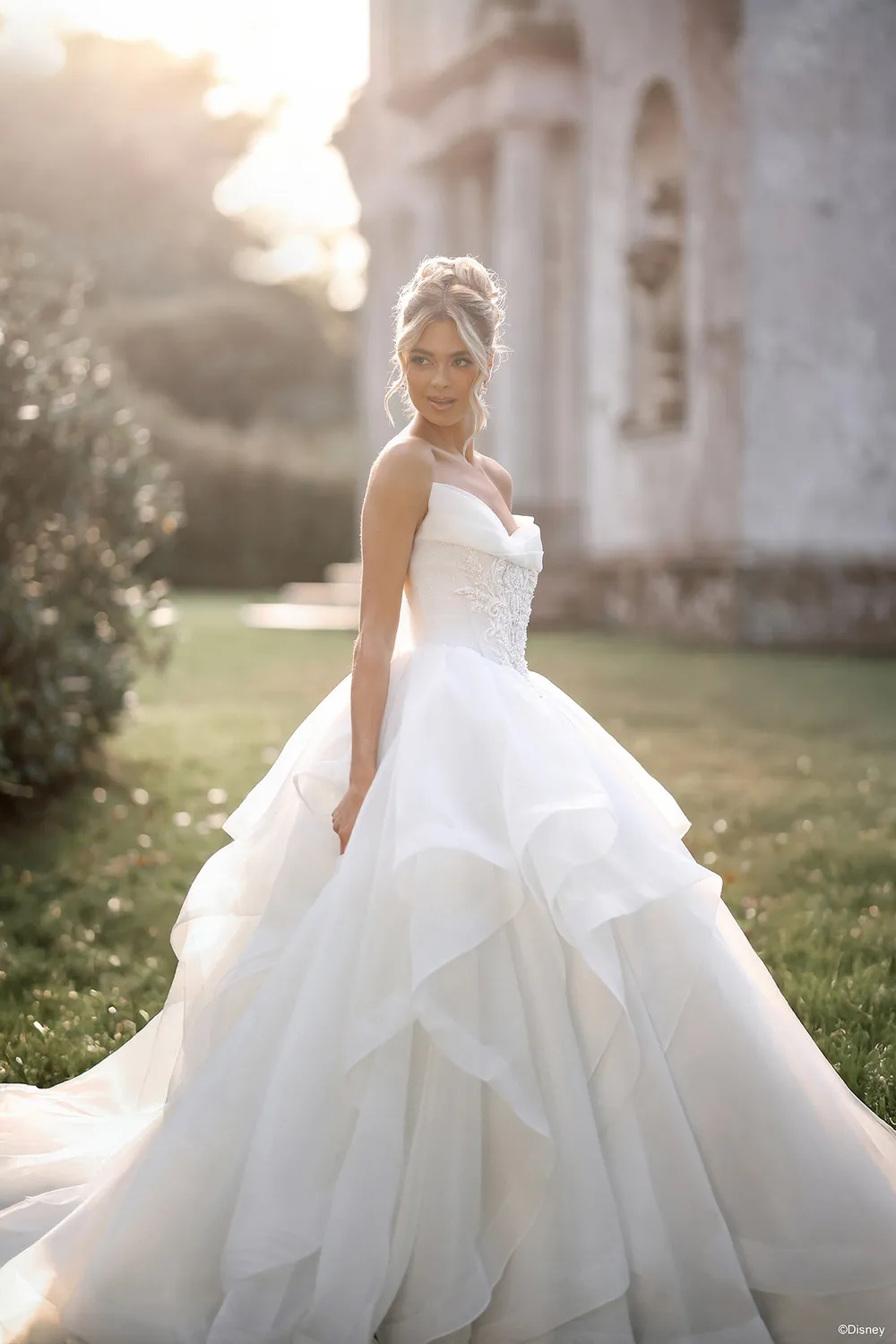 Allure Bridal D463 Cinderella brudekjole organza platinum