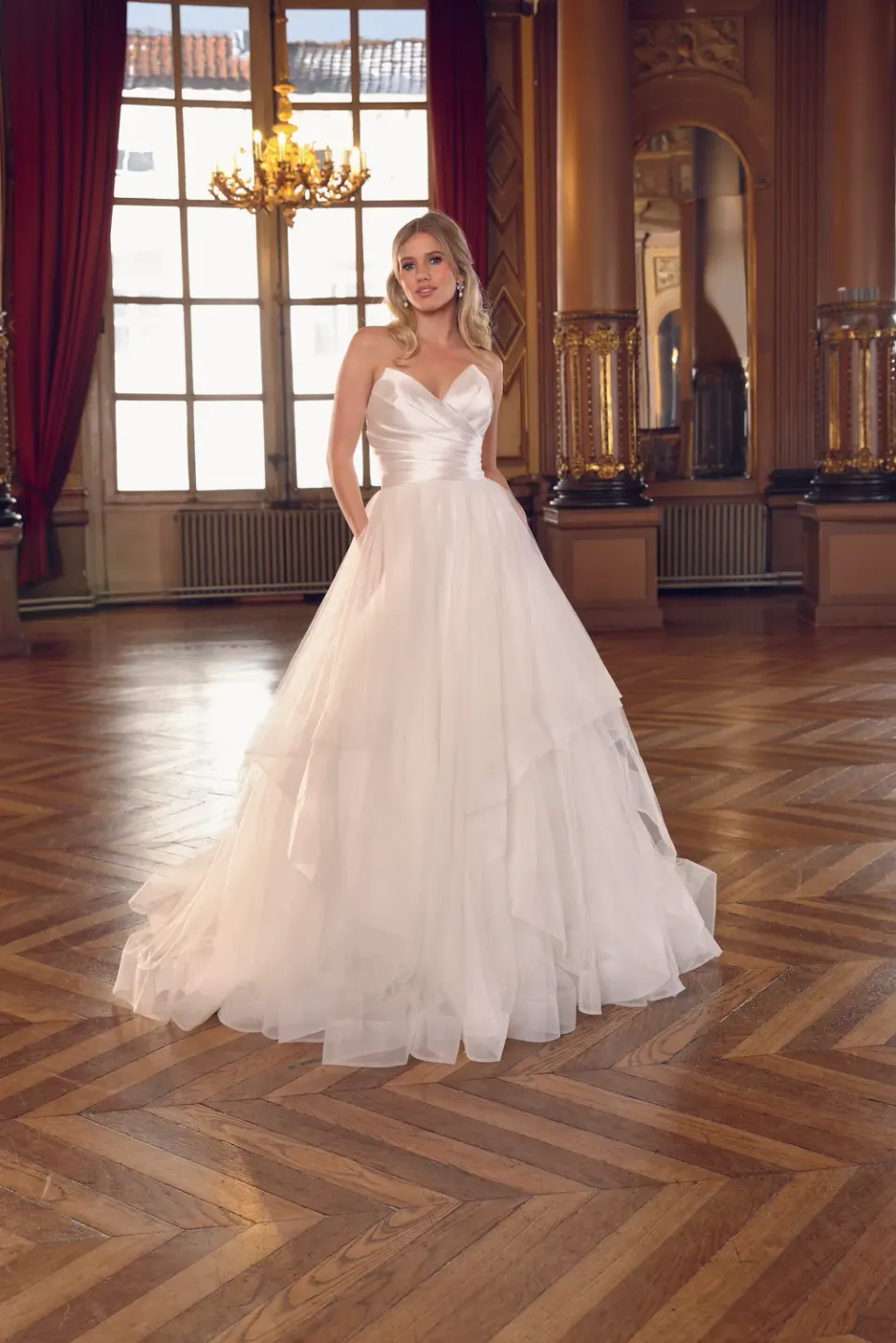 Lykkes Azuree Eliza ball gown brudekjole