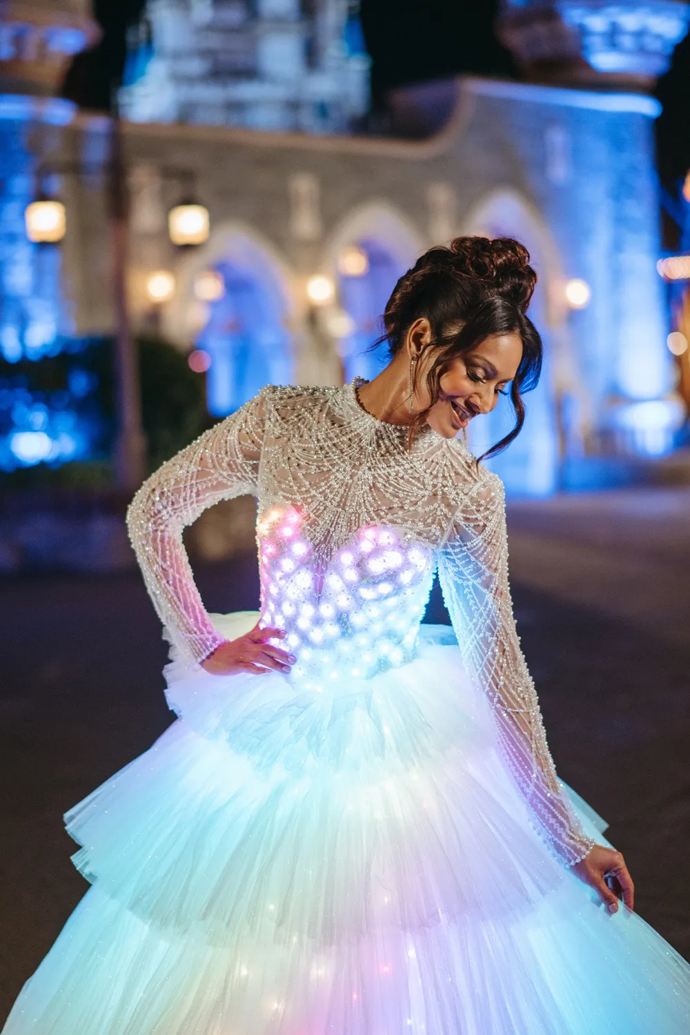 Allure Bridal Disney DP459 brudekjole med lys