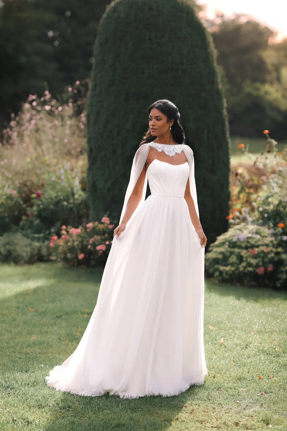 Disney D464 Jasmine brudekjole chiffon ivory