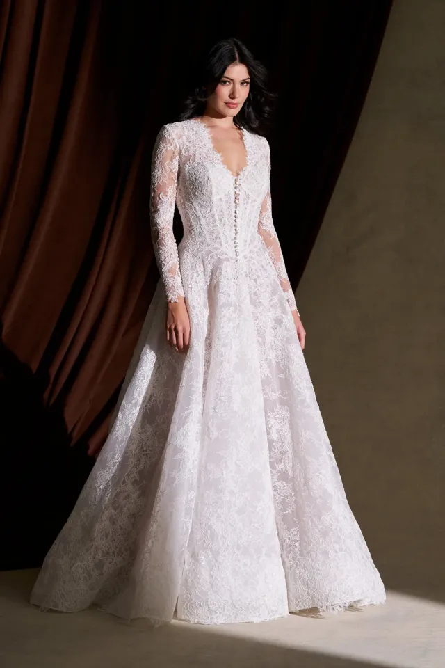 Allure Couture C843 blonde brudekjole Mocha lange ærmer A-line