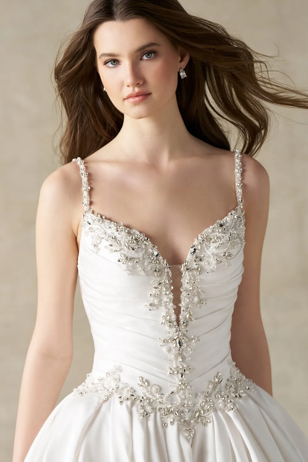 Allure Bridal A1484 brudekjole Ivory/Nude/Silver Mikado