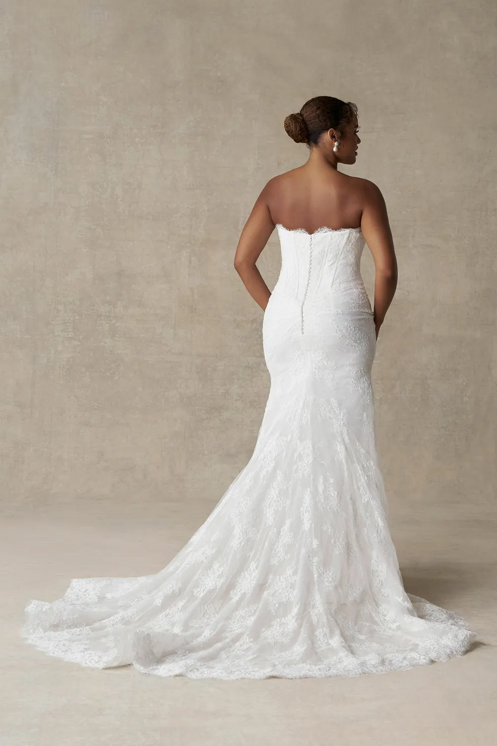 Allure Bridals A1499LNS brudekjole ivory blonde uden slids