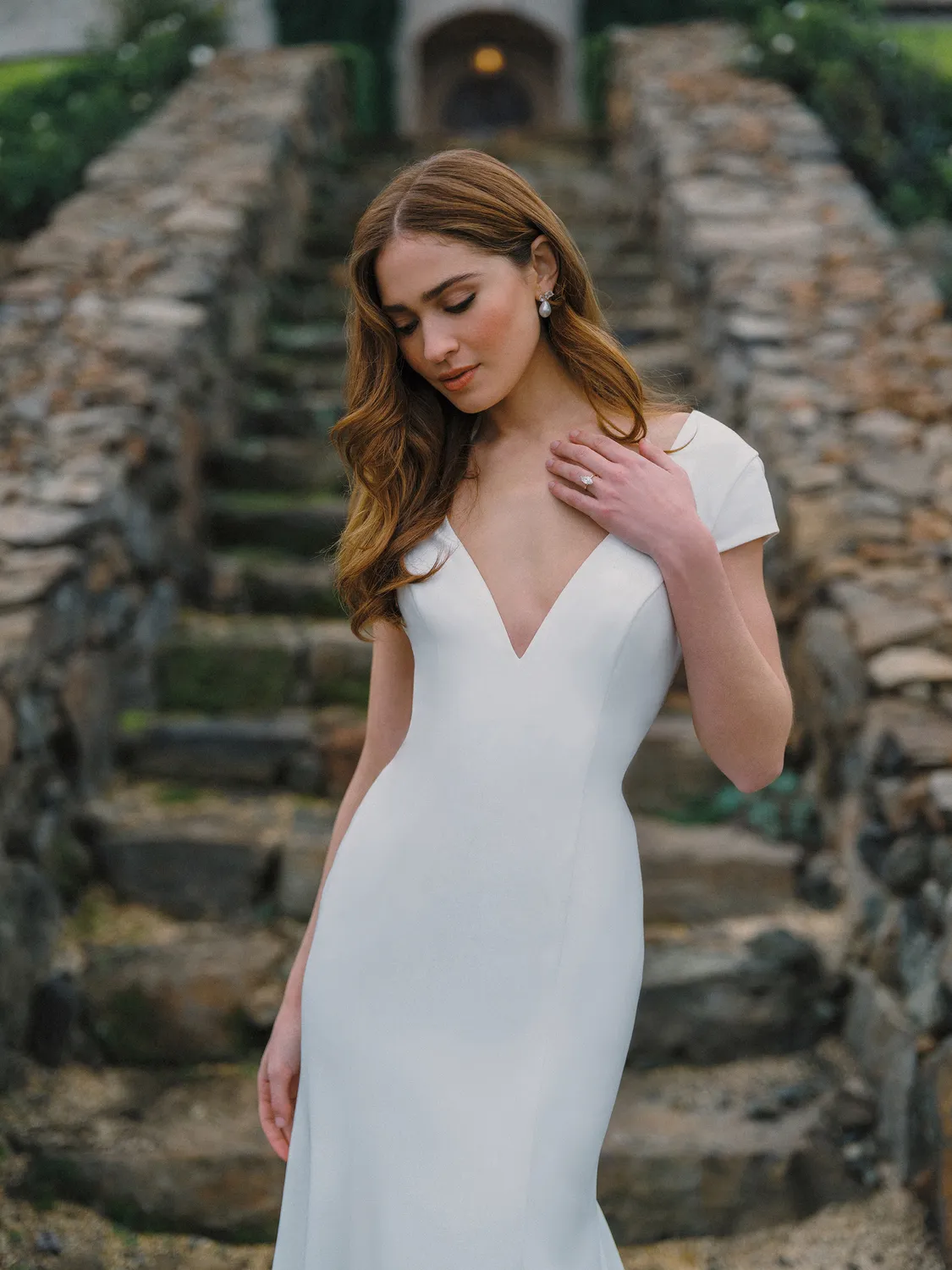 Allure Bridal A1485 brudekjole Ivory/Nude/Silver crepe