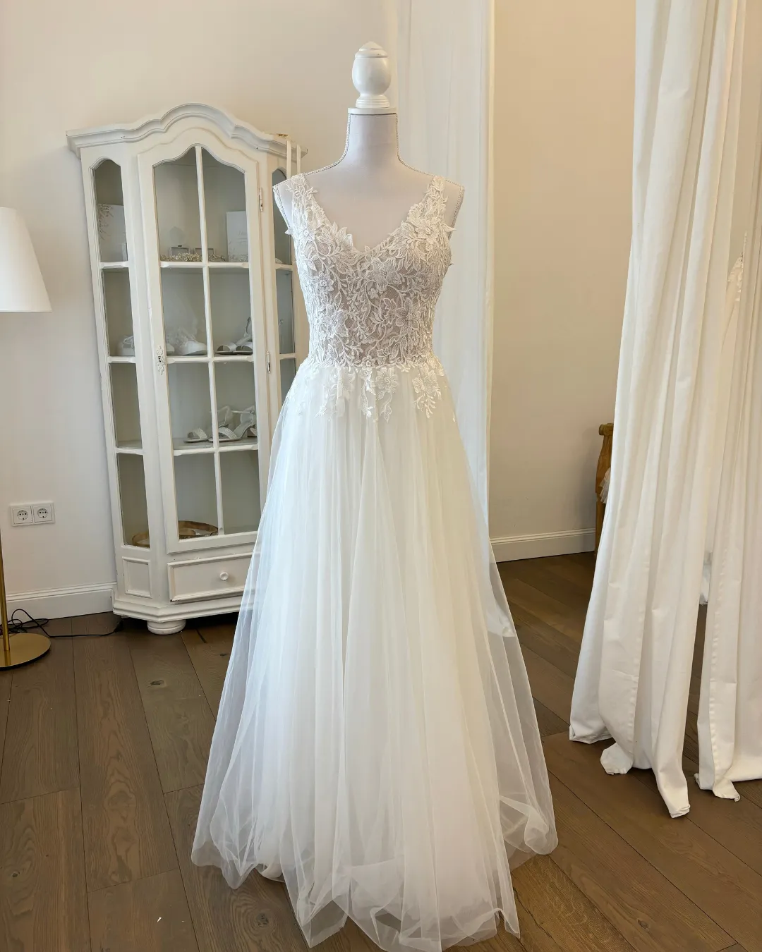 Sanna Lindström Second Hand Brautkleid Mia brudekjole str. 44