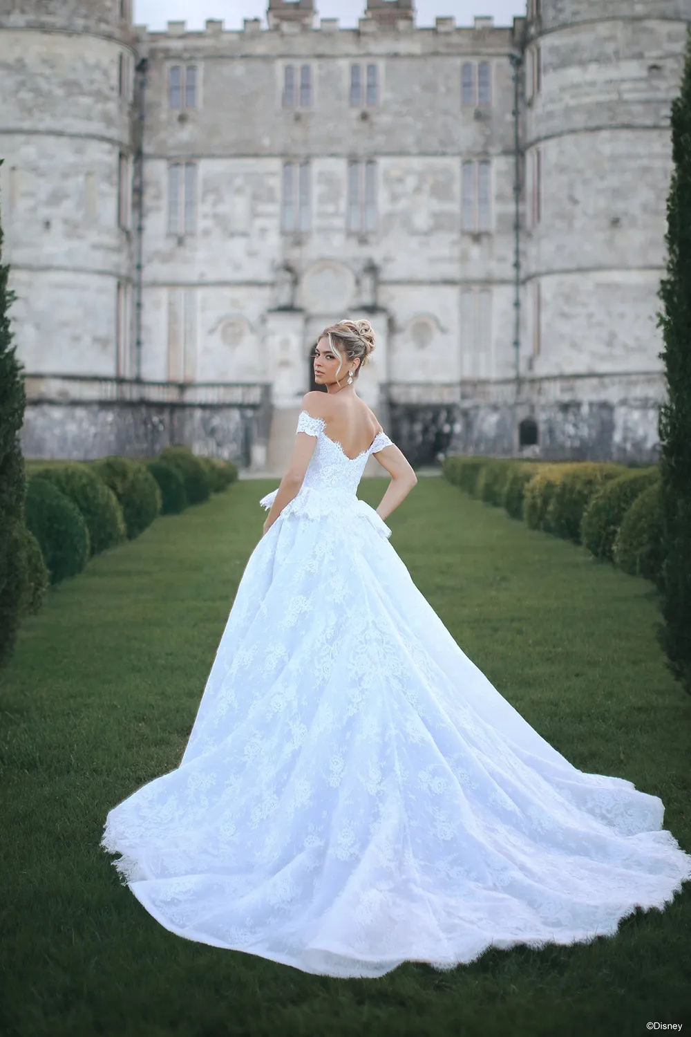 Allure Bridal Disney D473 Cinderella brudekjole Ivory